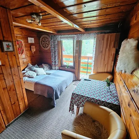 W Dlugoszowce Апартаменты Закопане
